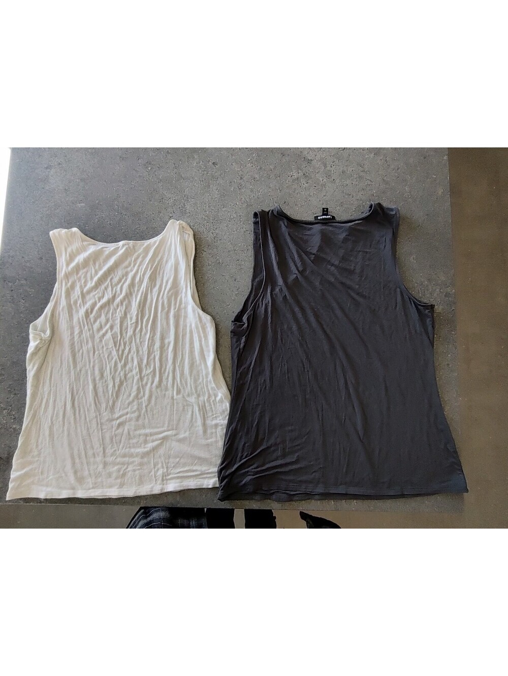 Express Women's Sleeveless Tank Tops, Set of 2, XL #Funcitonal #Utility